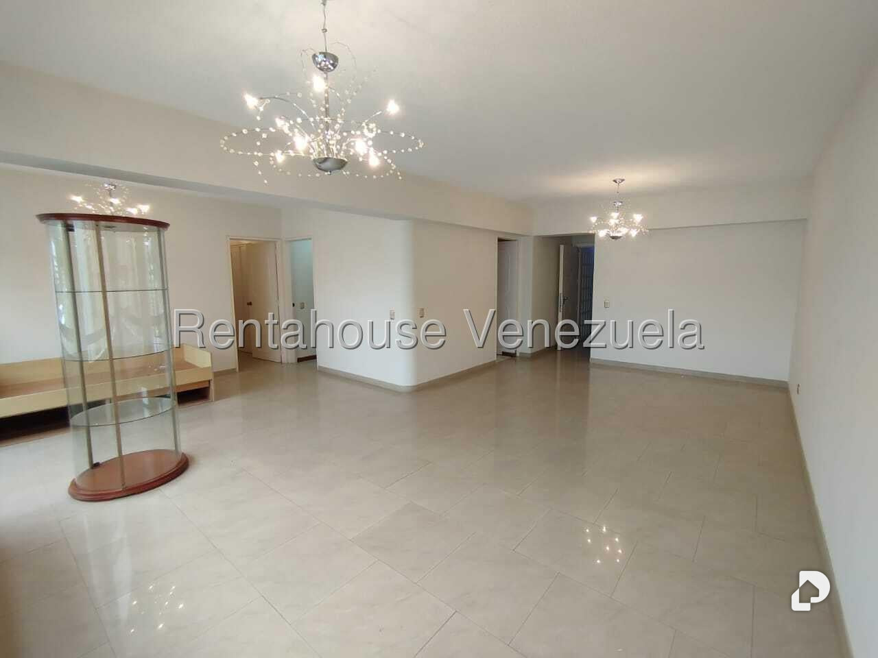 Apartamento en Las Esmeraldas, Caracas – 9