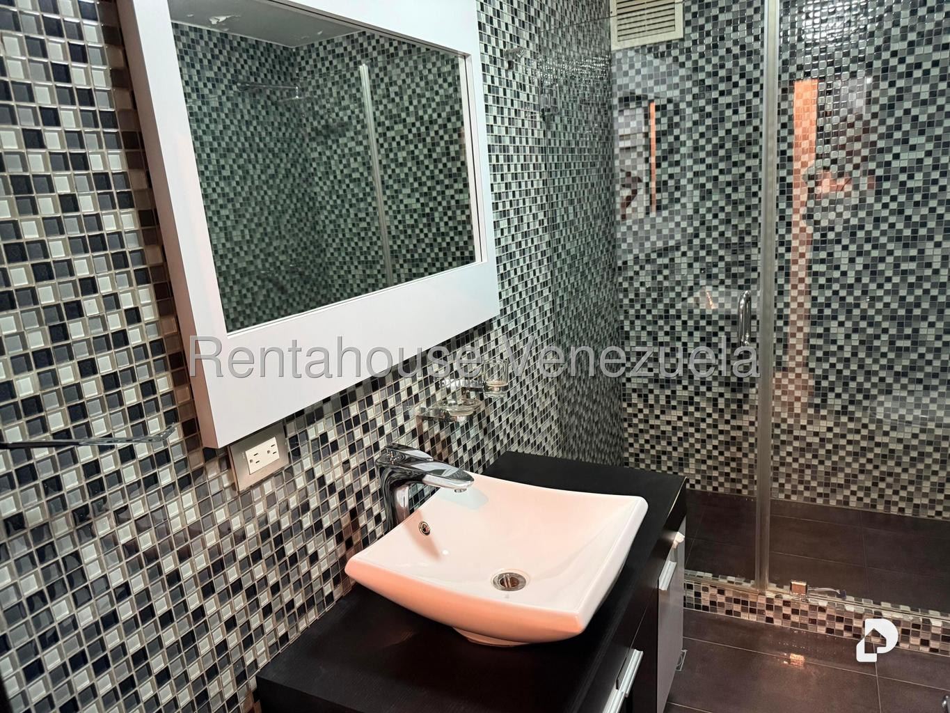 Apartamento en Santa Fe Norte, Caracas – 26