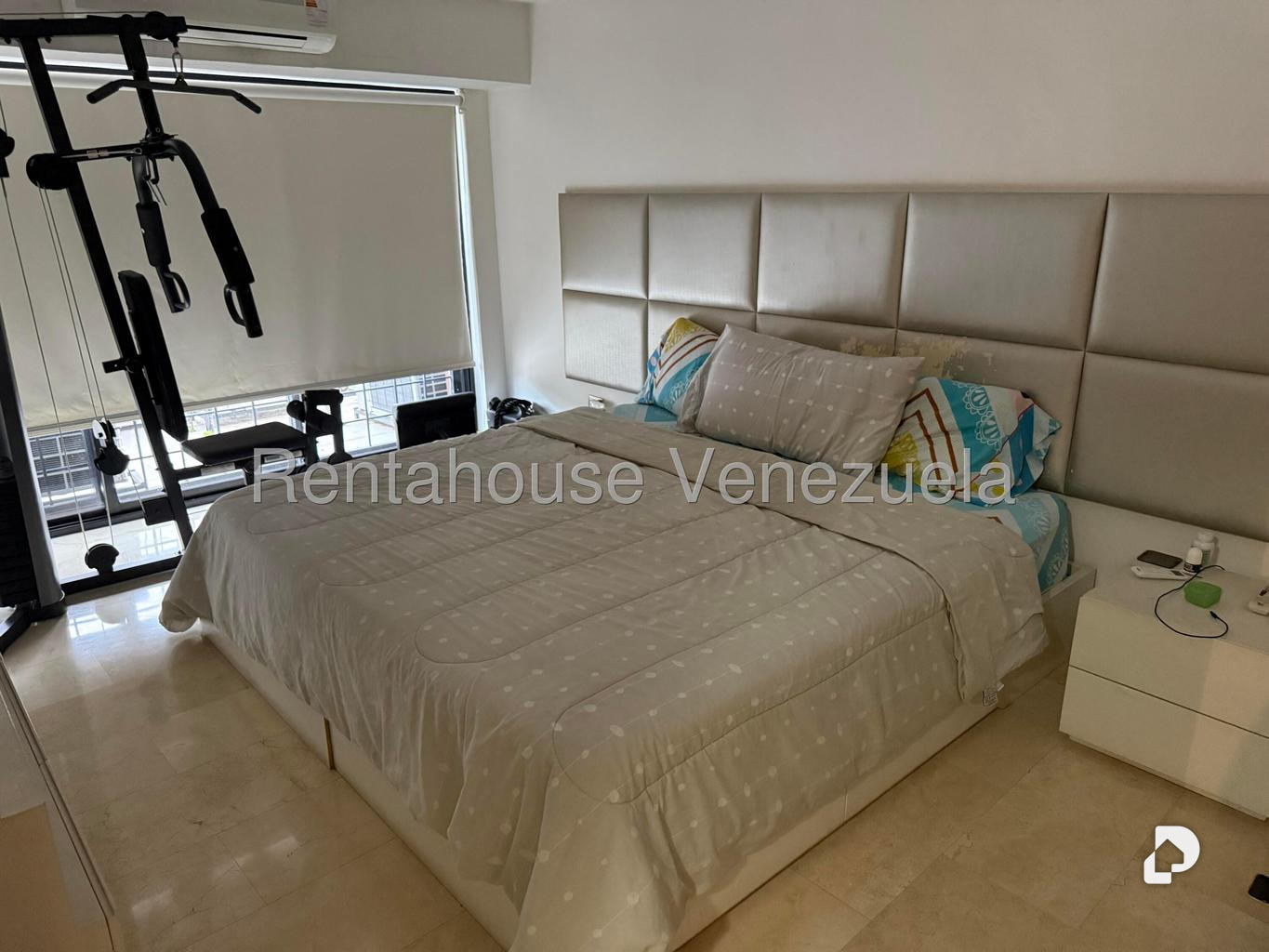 Apartamento en Santa Fe Norte, Caracas – 23