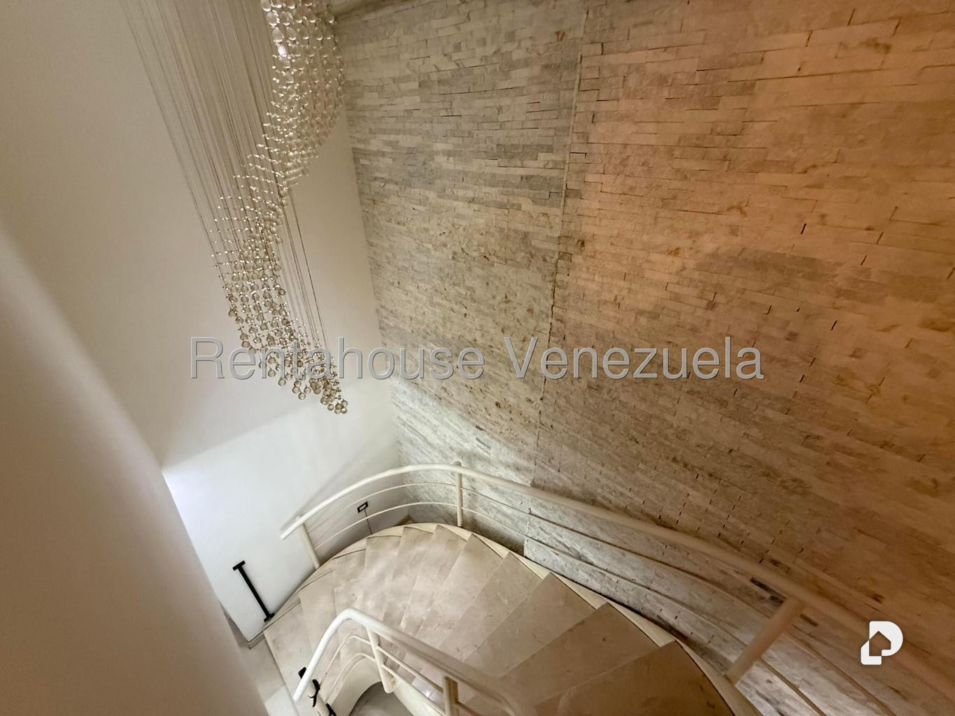 Apartamento en Santa Fe Norte, Caracas – 18