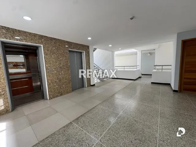 Penthouse en Avenida 16 Guajira, Maracaibo – 3