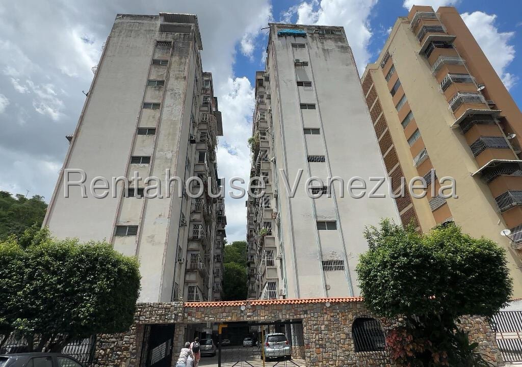 Apartamento en Calicanto, Maracay - 1