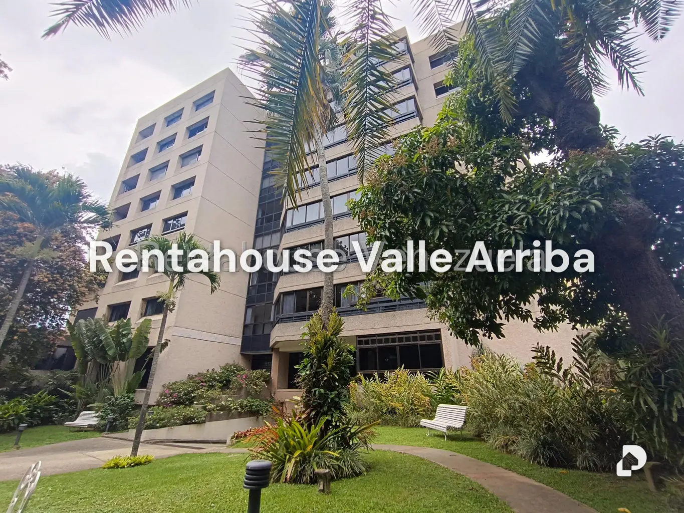 Apartamento en Country Club, Caracas – 1