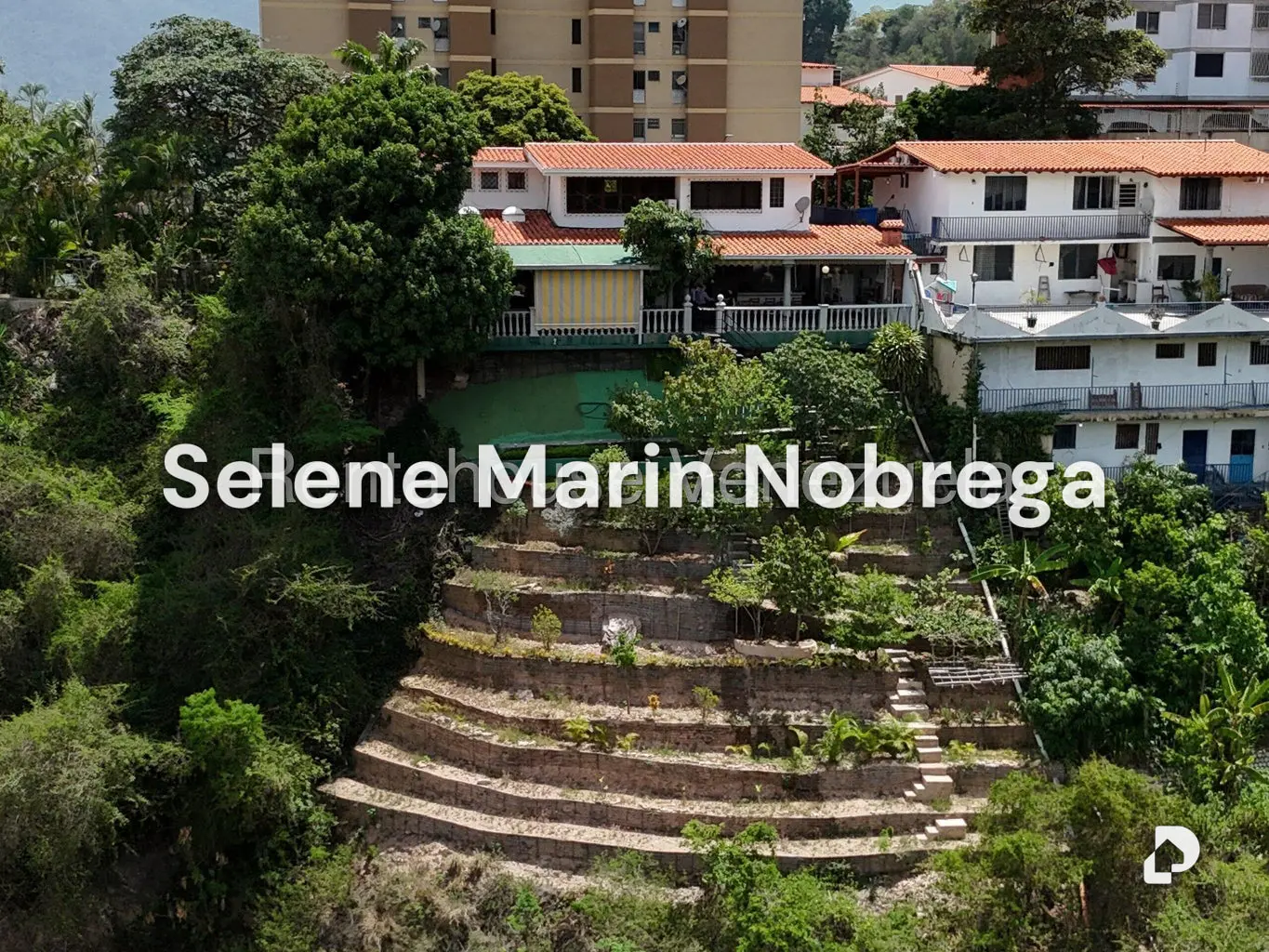 Casa en Colinas de Santa Mónica, Caracas – 3