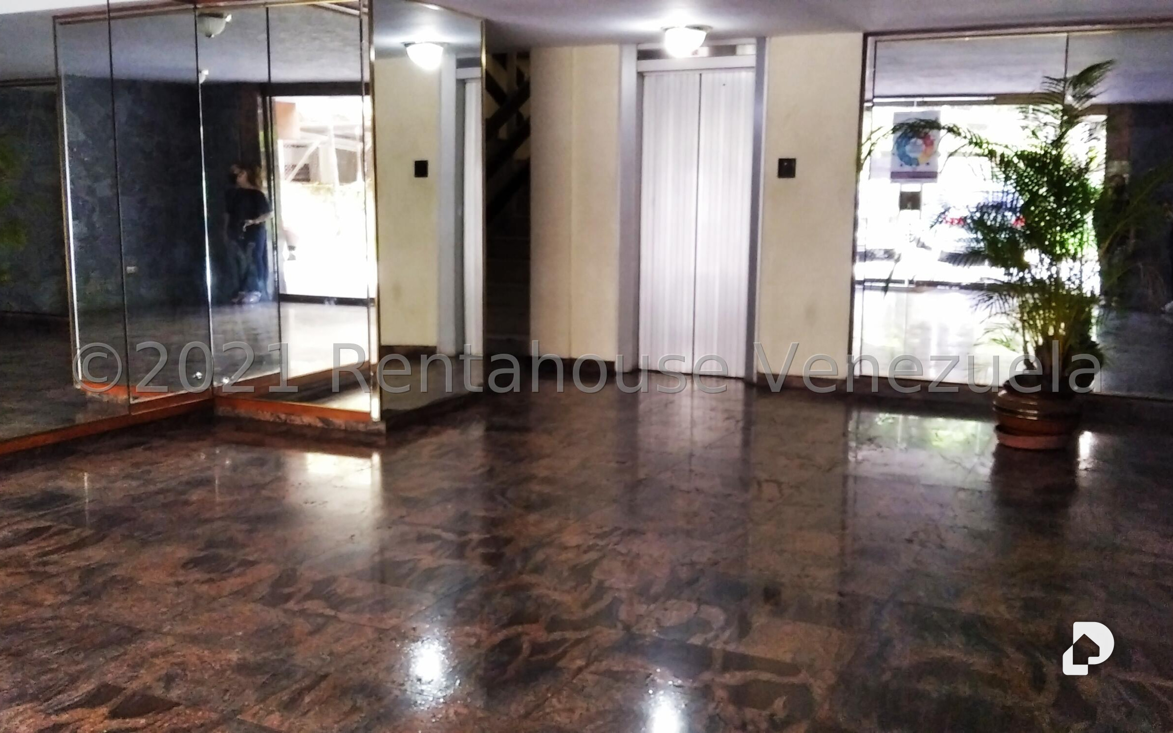 Apartamento en Colinas de La California, Caracas – 6