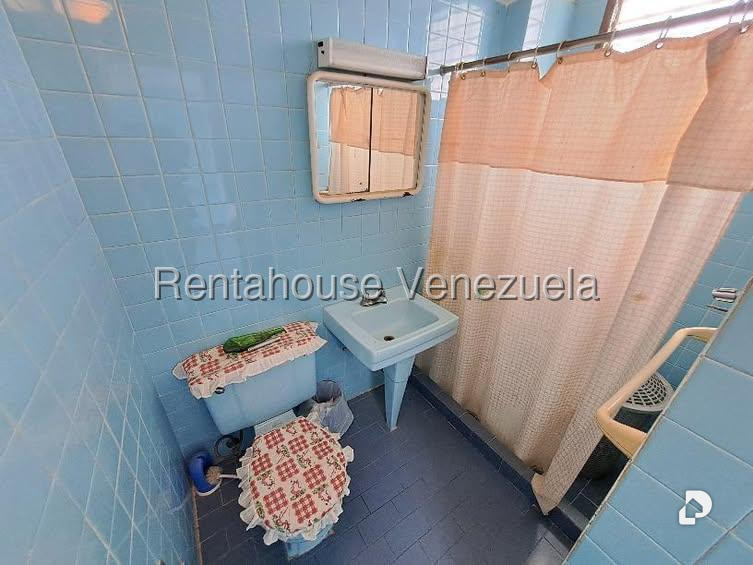 Apartamento en Colinas de La California, Caracas – 23