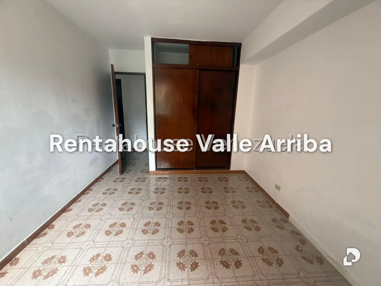 Apartamento en Los Dos Caminos, Caracas – 12