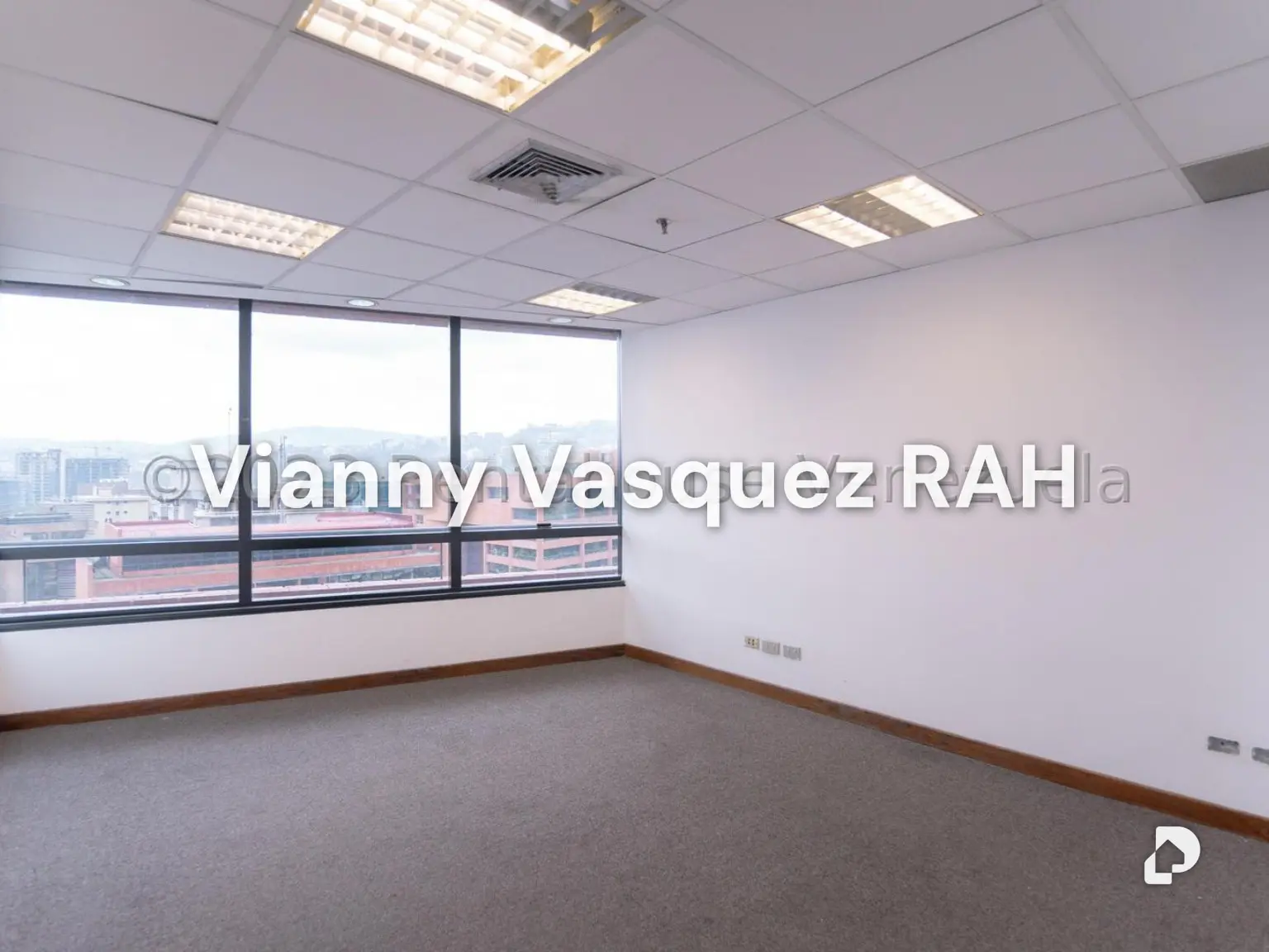 Oficina en Chacao, Caracas – 1