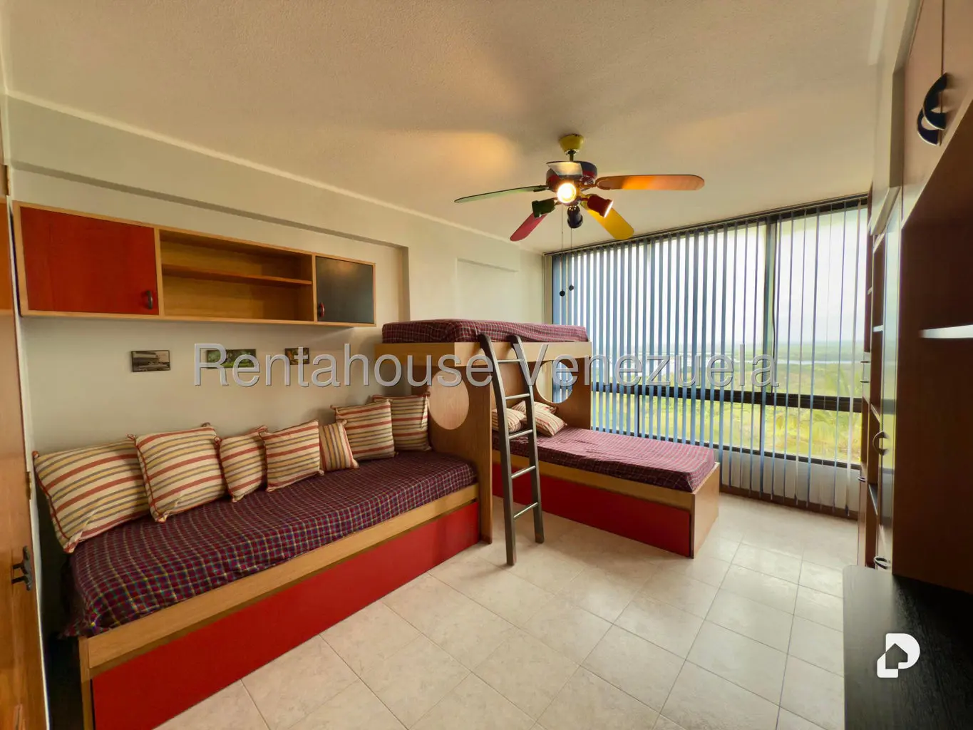 Apartamento en Mirador Bahía de Buche, Higuerote – 9