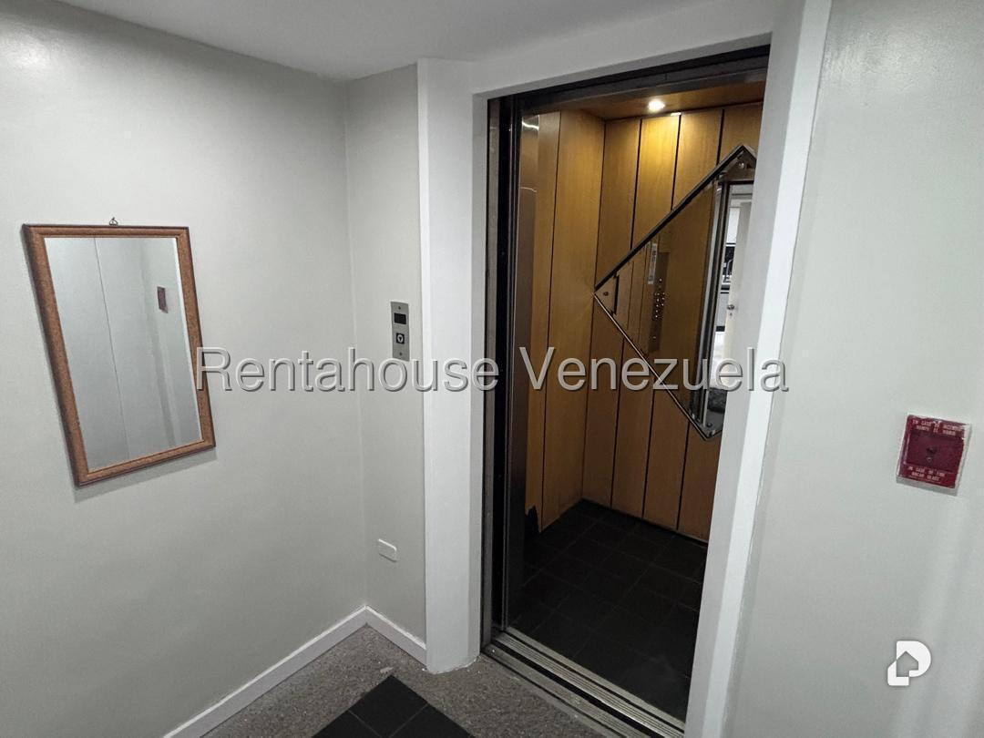 Apartamento en Montecristo, Caracas – 19