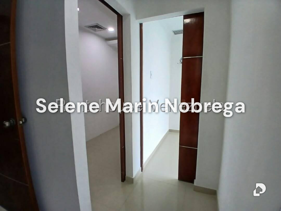 Oficina en Las Mercedes, Caracas – 6