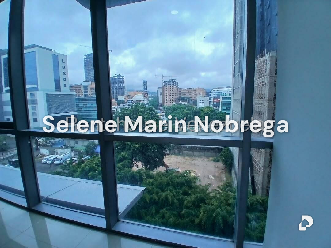 Oficina en Las Mercedes, Caracas – 9