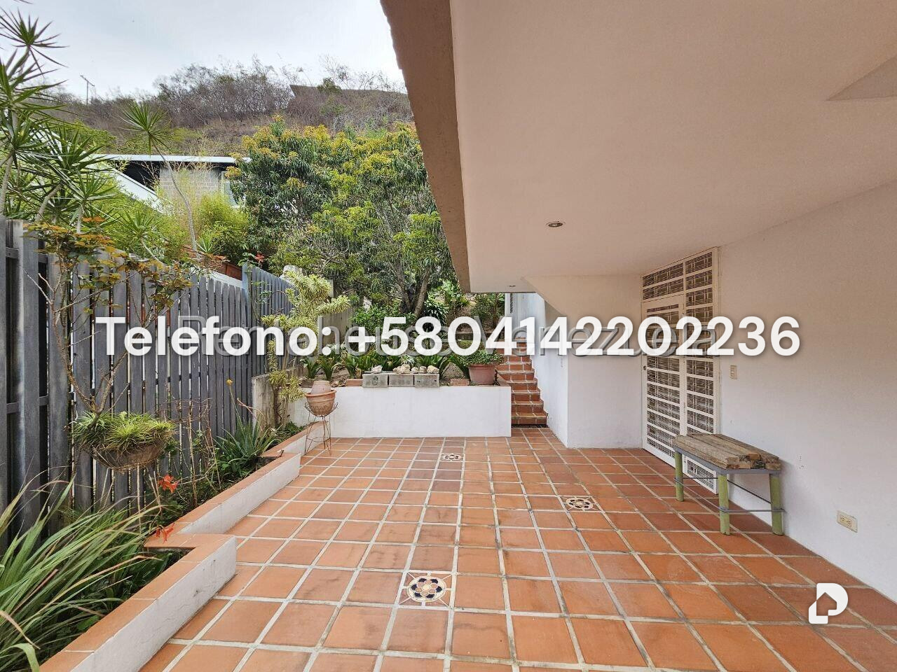 Casa en Cumbres de Curumo, Caracas – 13