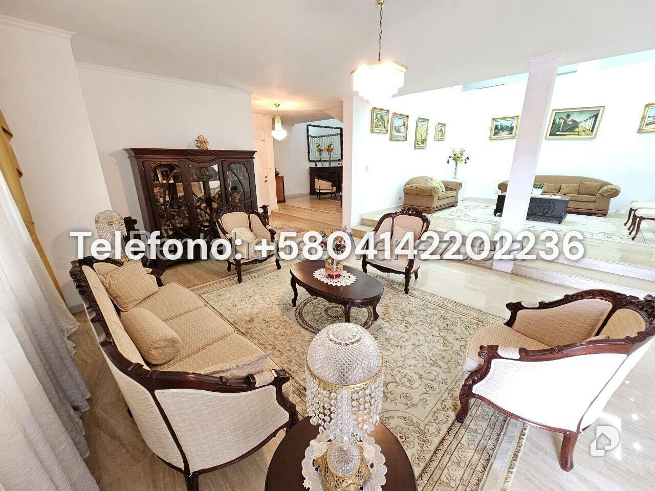 Casa en Cumbres de Curumo, Caracas – 16