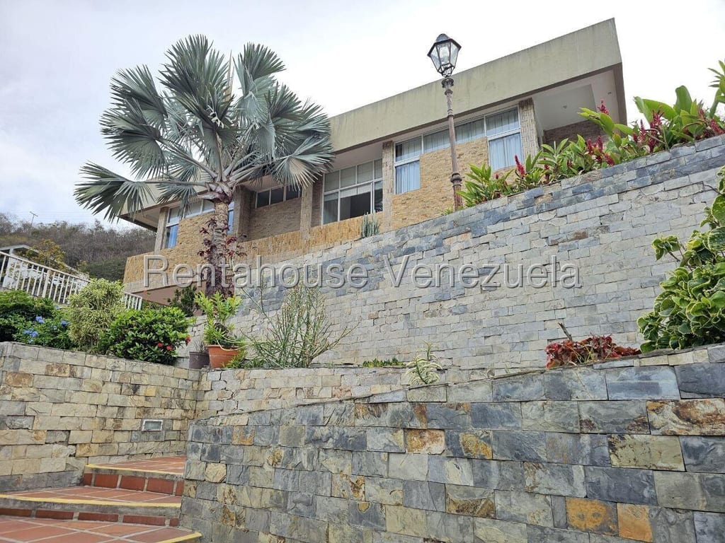 Casa en Cumbres de Curumo, Caracas - 1