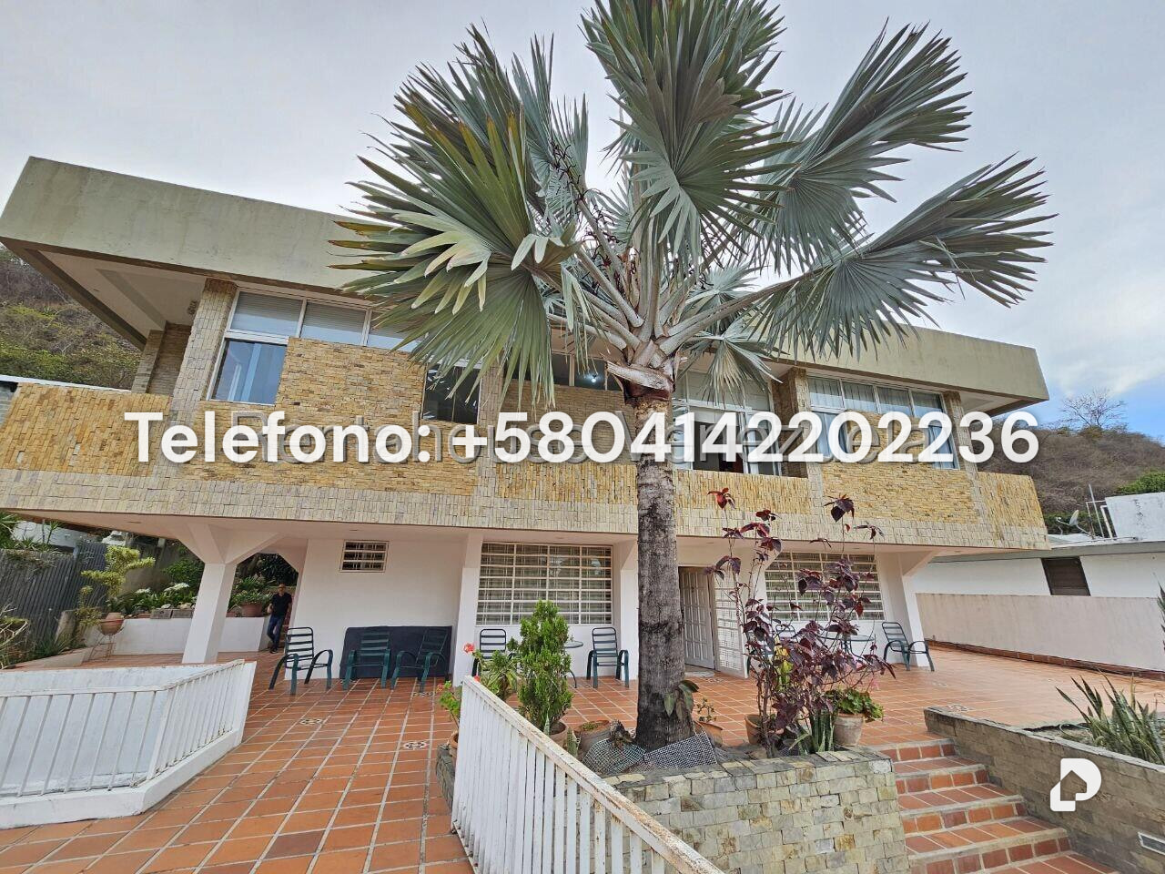 Casa en Cumbres de Curumo, Caracas – 12