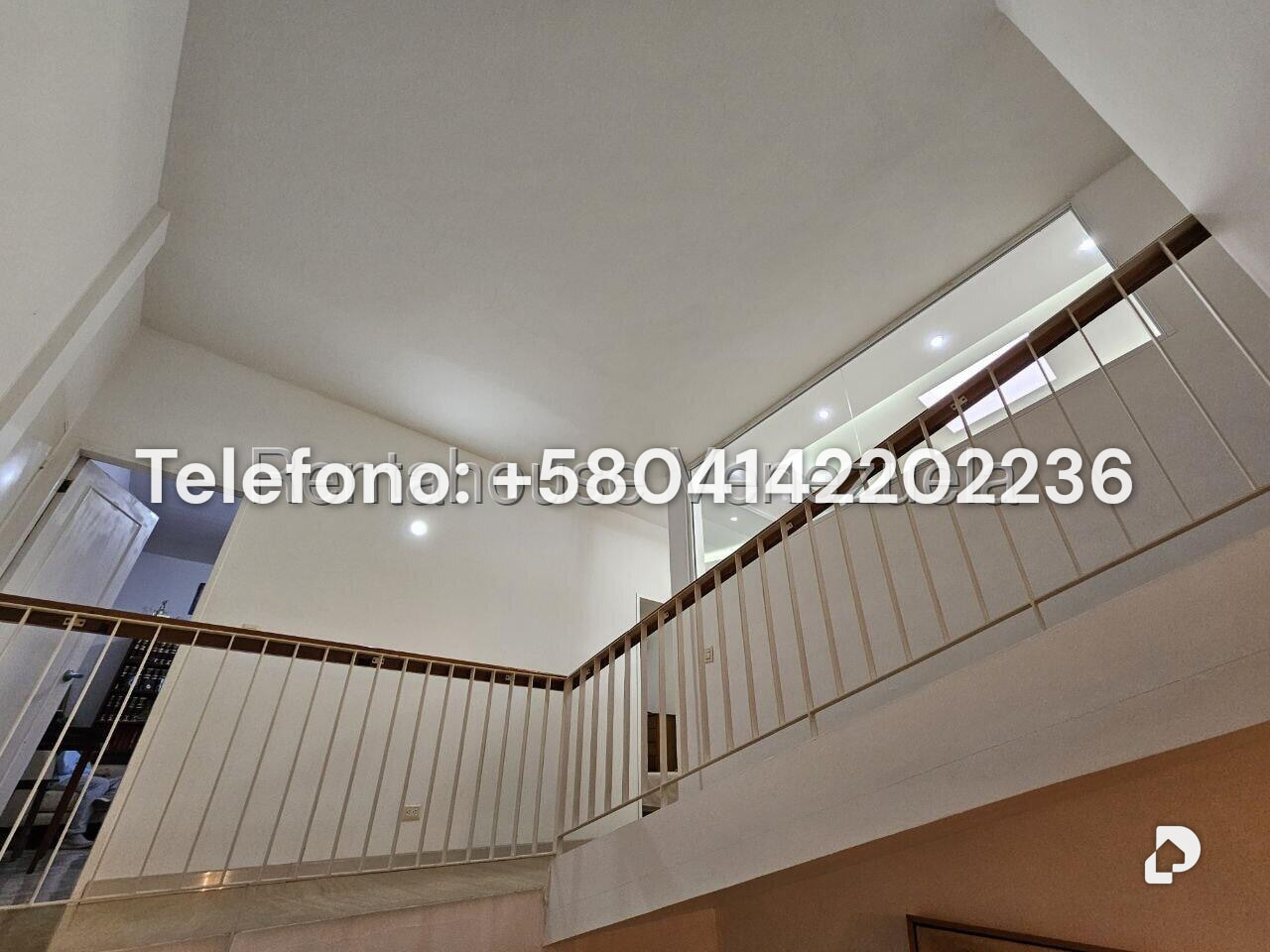 Casa en Cumbres de Curumo, Caracas – 62