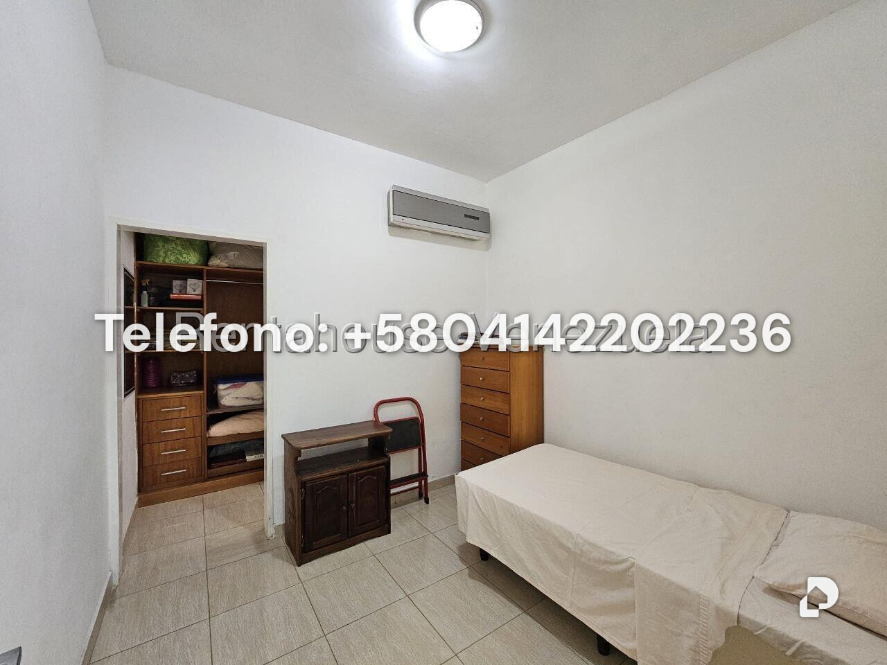 Casa en Cumbres de Curumo, Caracas – 26