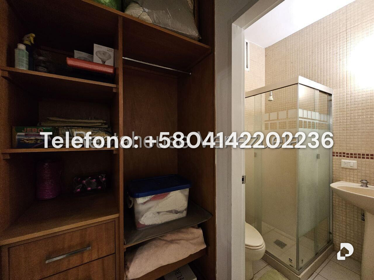 Casa en Cumbres de Curumo, Caracas – 29