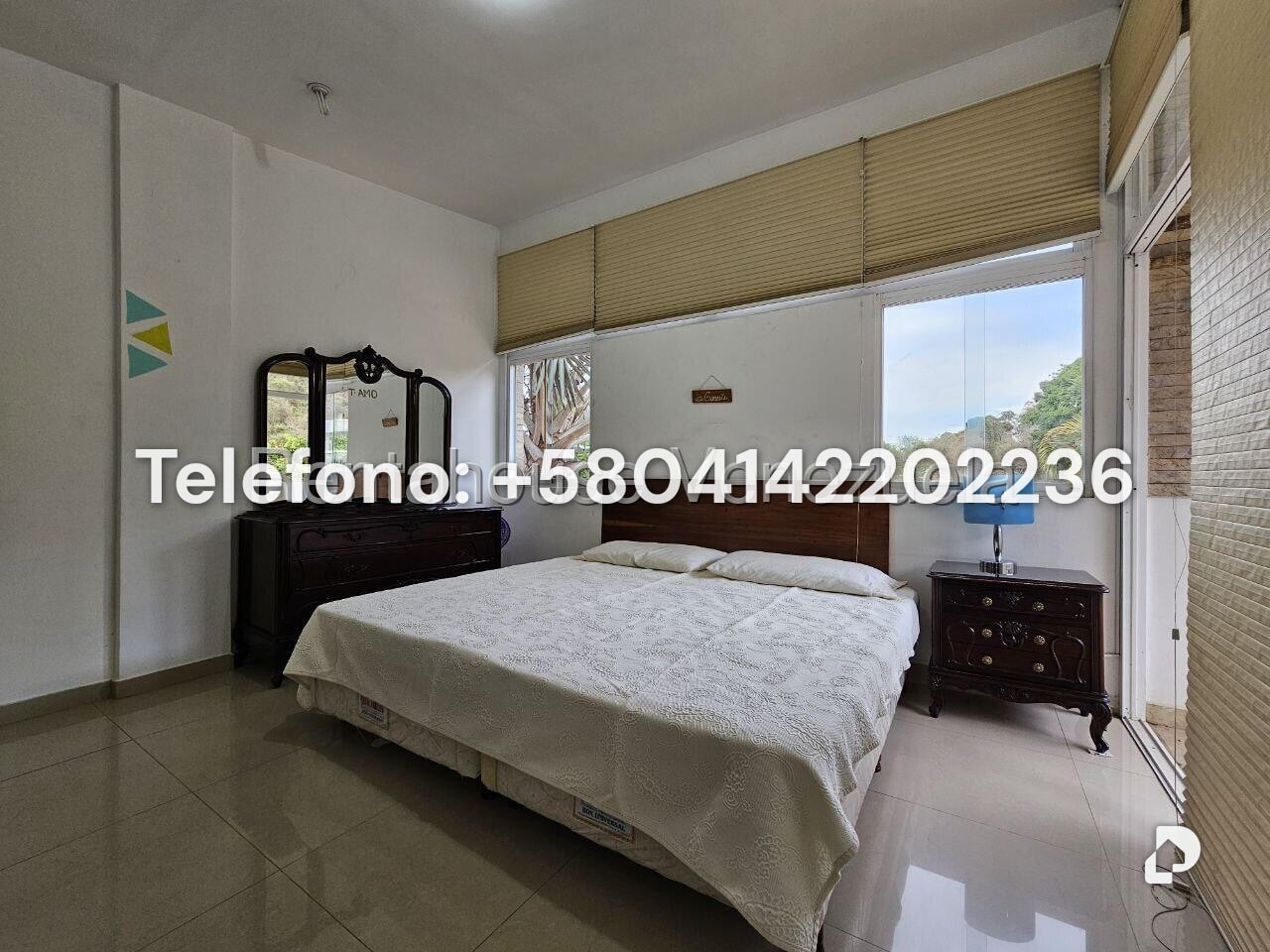 Casa en Cumbres de Curumo, Caracas – 35
