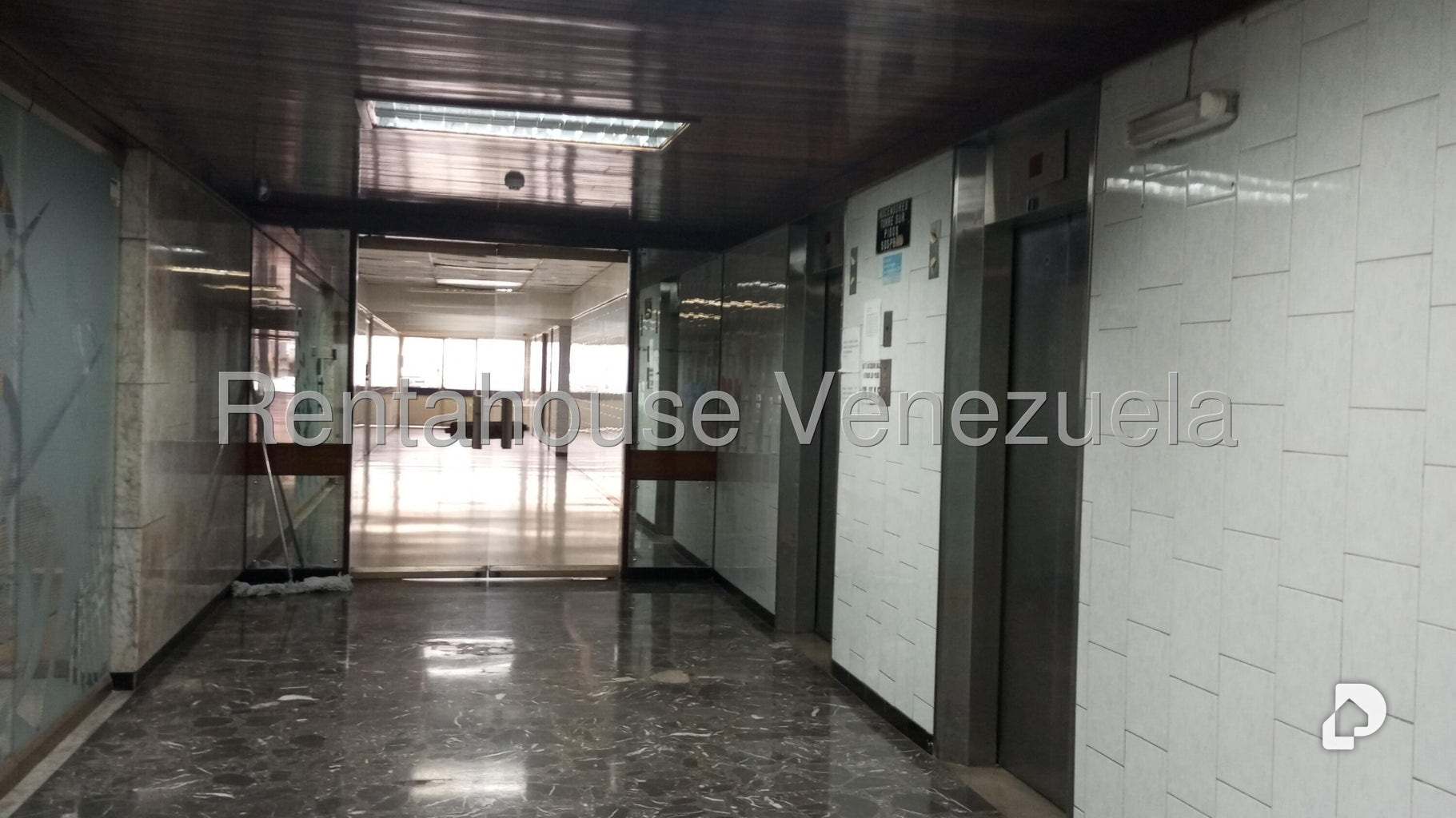 Oficina en Los Ruices, Caracas – 12