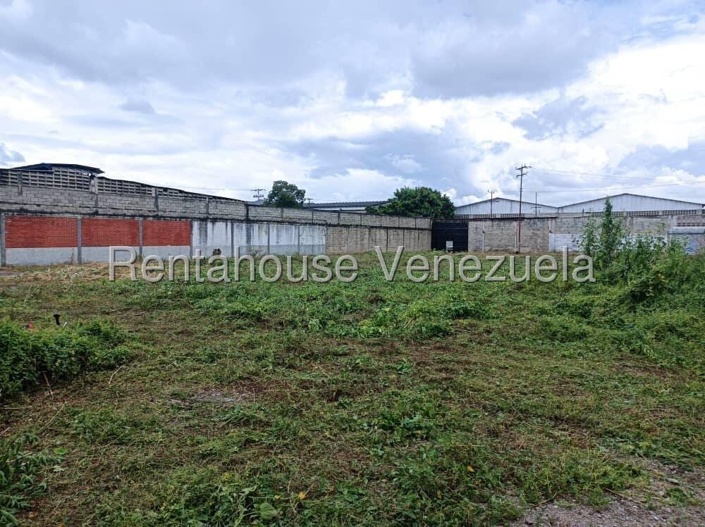 Terreno en Paraparal, Los Guayos - 1