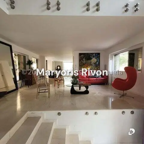 Casa en Cumbres de Curumo, Caracas – 2
