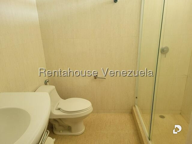 Apartamento en Los Palos Grandes, Caracas – 9