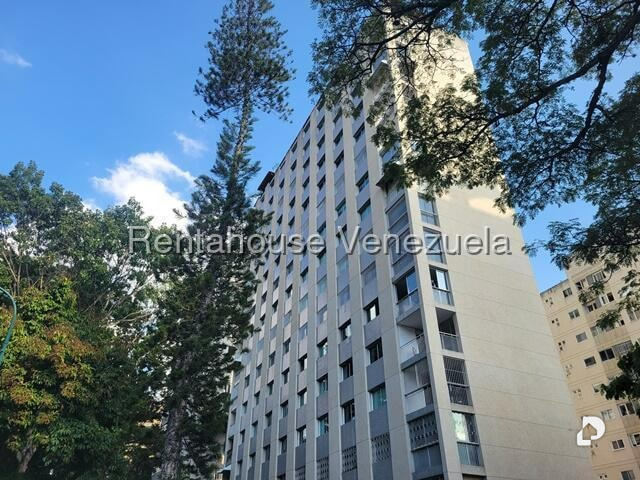 Apartamento en Los Palos Grandes, Caracas – 1