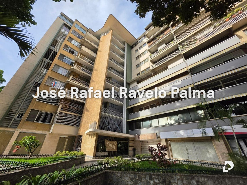 Apartamento en Altamira, Caracas – 18