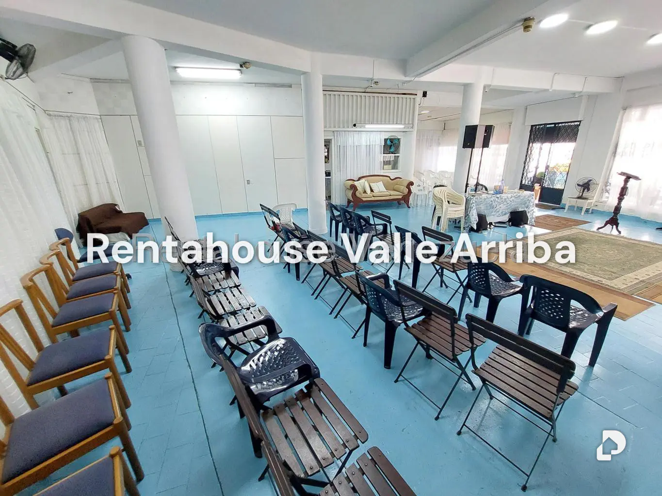 Local comercial en Bello Monte, Caracas – 12
