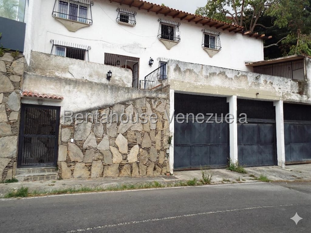 Casa en Lomas De La Trinidad, Caracas - 1