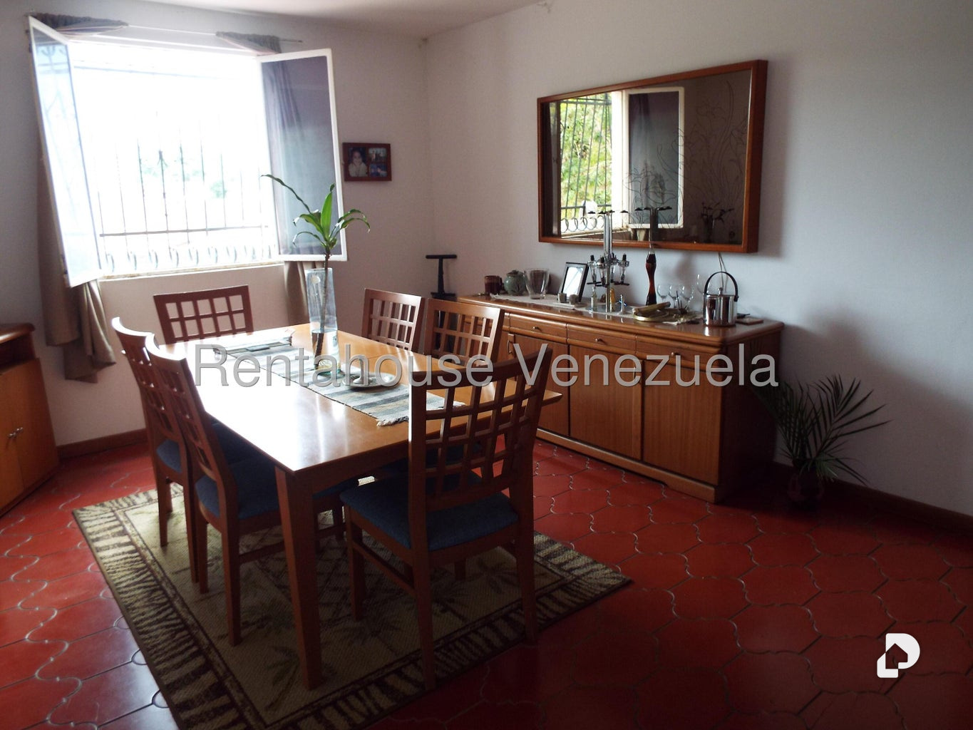 Casa en Lomas De La Trinidad, Caracas