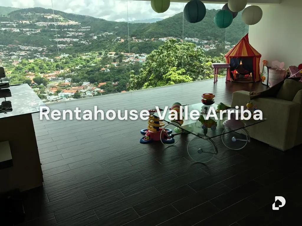 Casa en Cumbres de Curumo, Caracas – 15