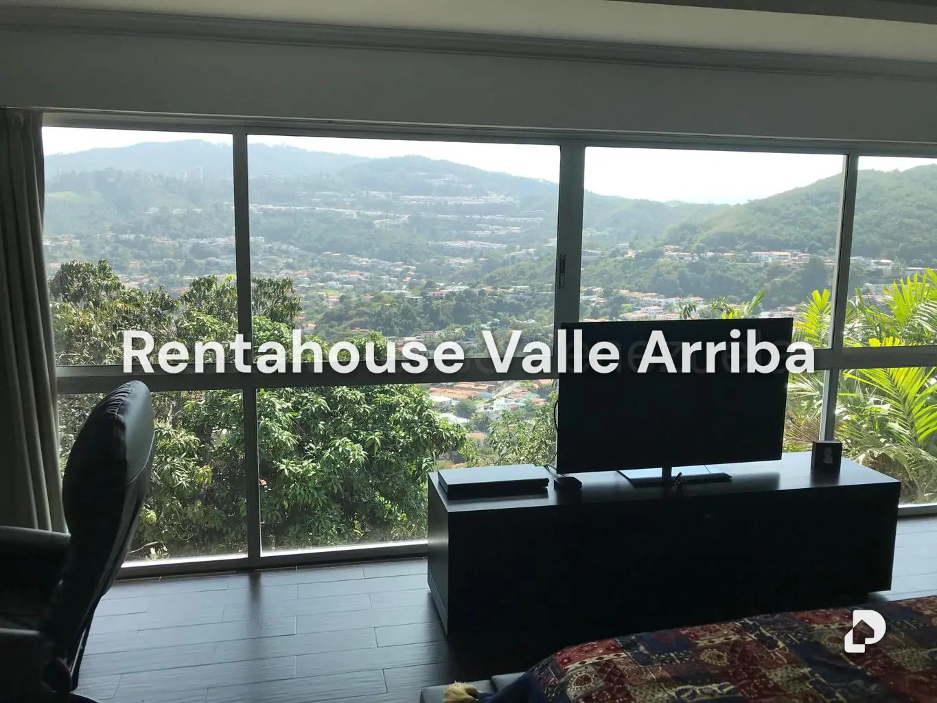 Casa en Cumbres de Curumo, Caracas – 18