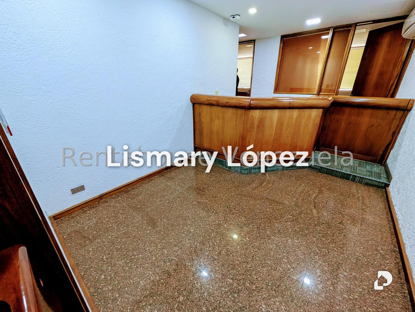 Oficina en Chuao, Caracas – 27