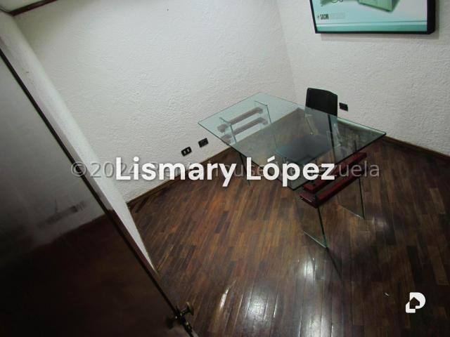 Oficina en Chuao, Caracas – 6