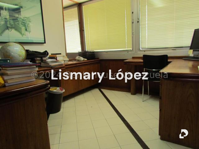 Oficina en Chuao, Caracas – 7
