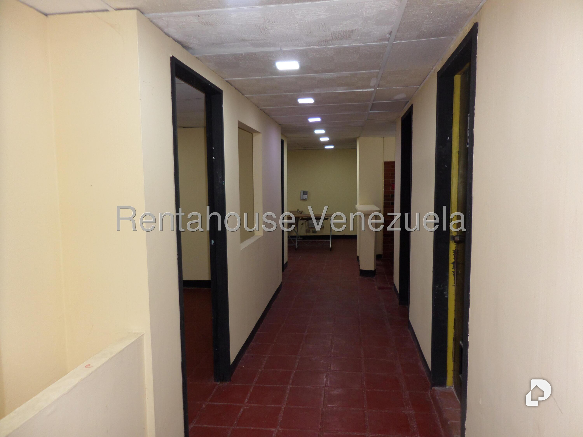 Local comercial en Alta Florida, Caracas – 21