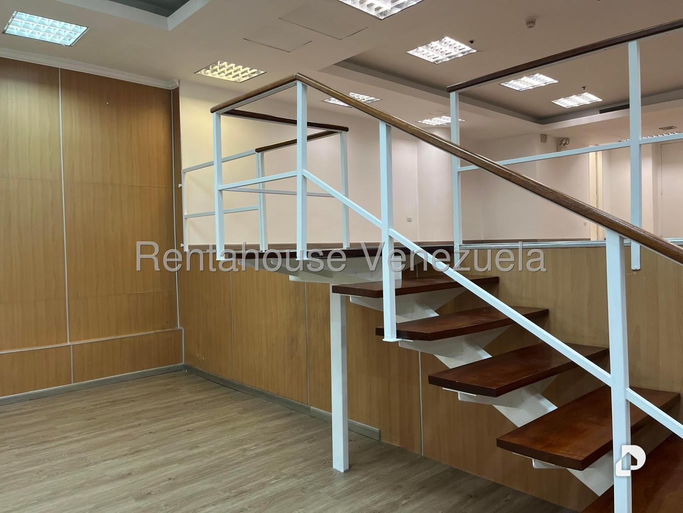 Local comercial en La Castellana, Caracas – 6