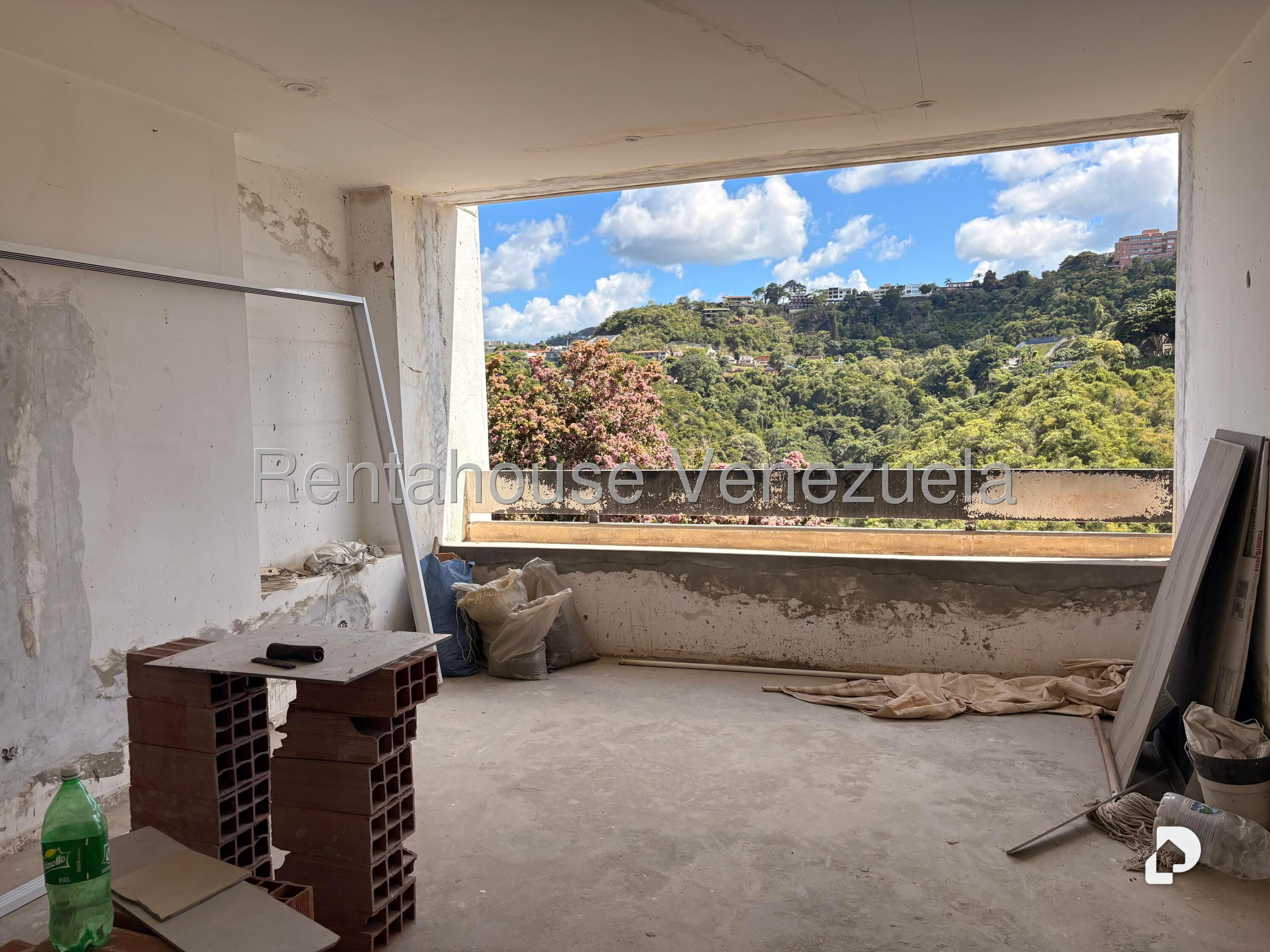 Apartamento en Lomas de San Román, Caracas – 5