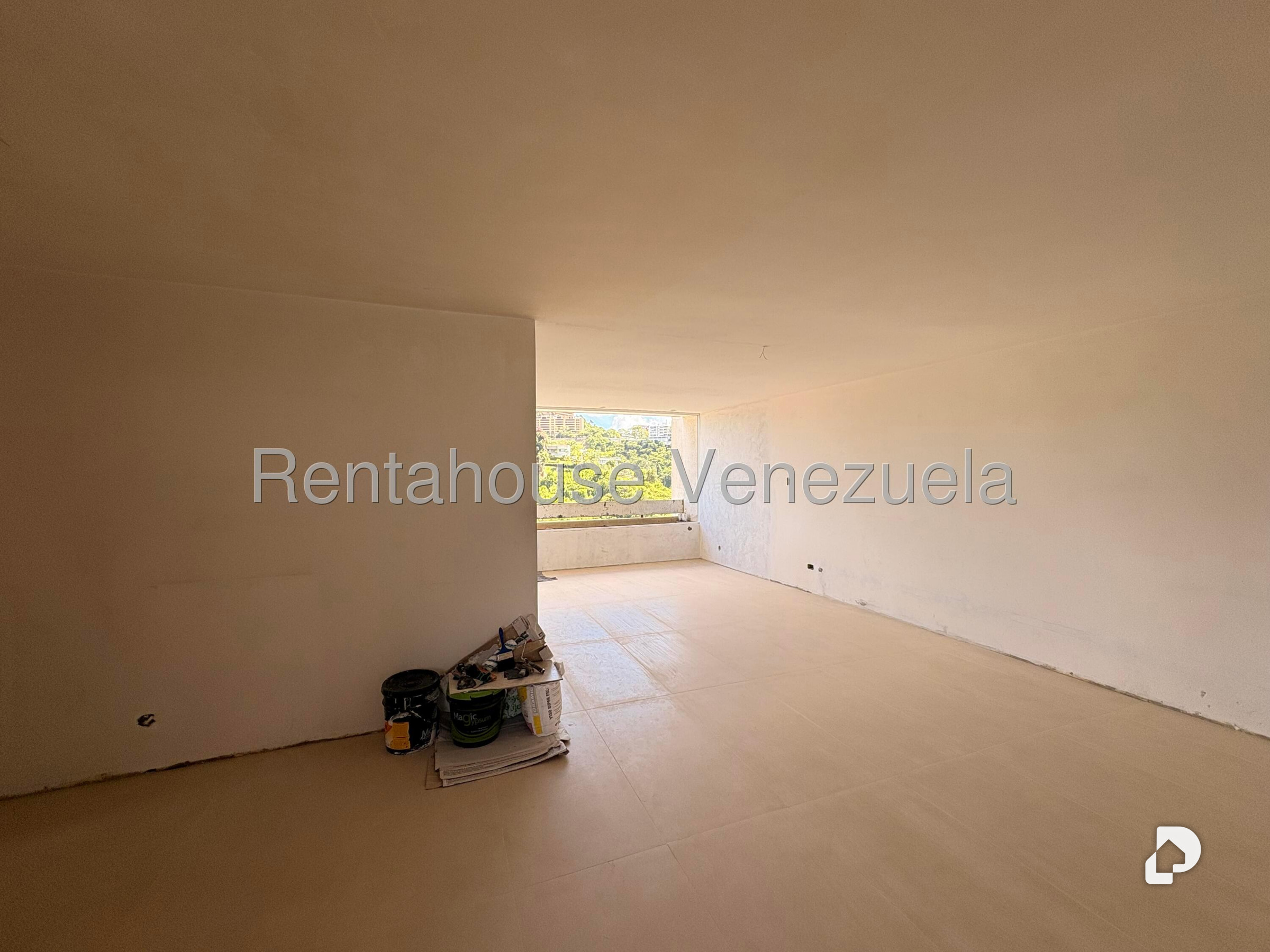 Apartamento en Lomas de San Román, Caracas – 2