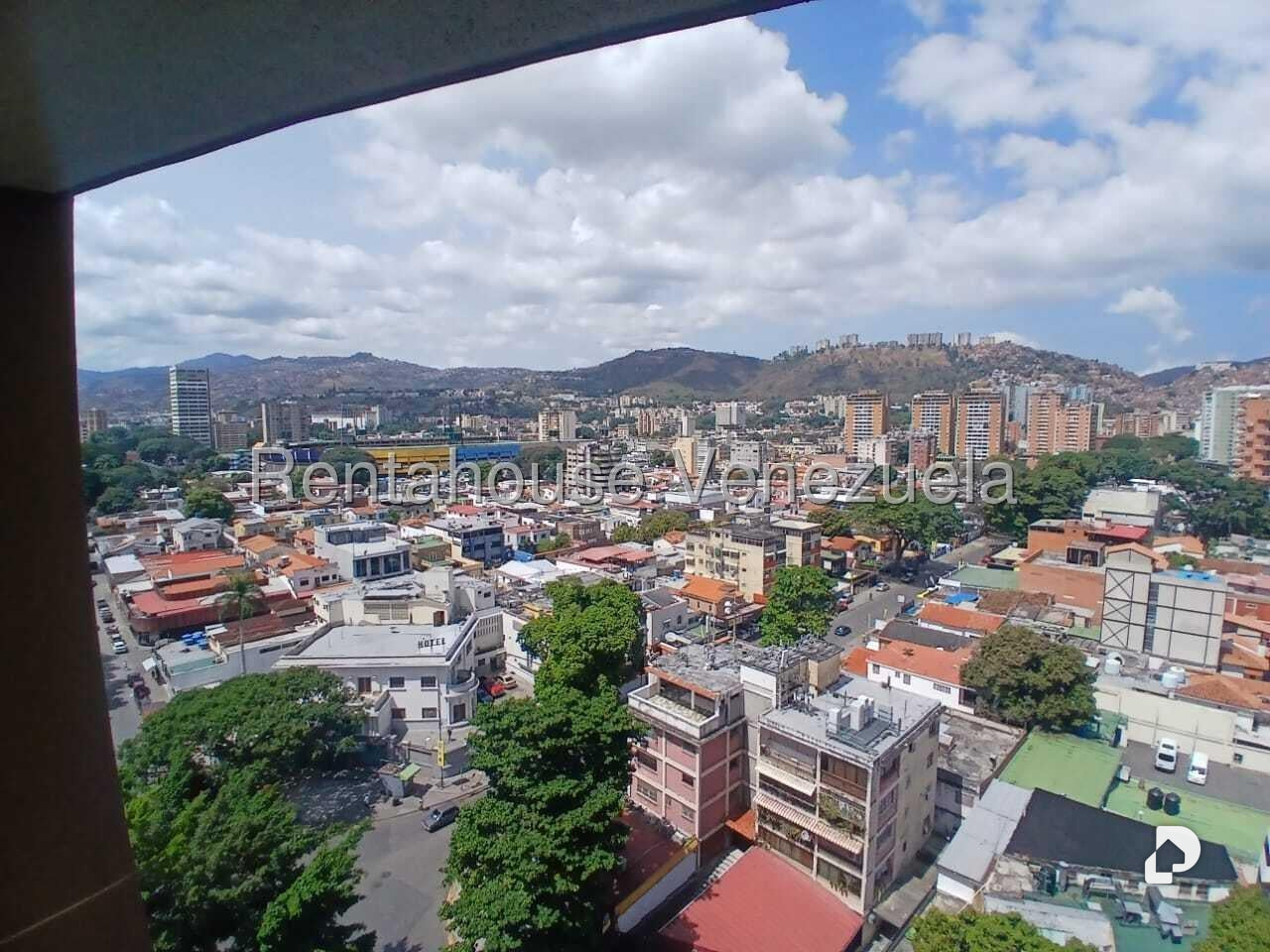 Apartamento en El Paraíso, Caracas – 14