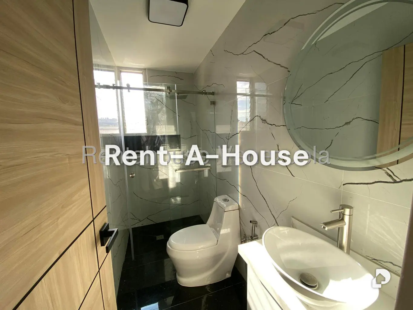 Apartamento en Santa Rosa de Lima, Caracas – 17