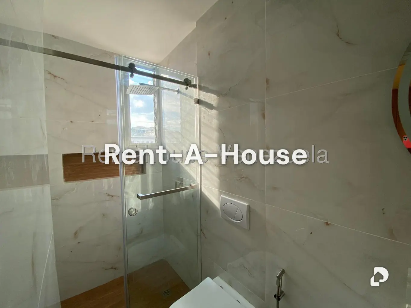 Apartamento en Santa Rosa de Lima, Caracas – 13