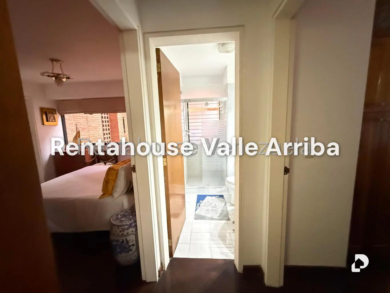 Apartamento en El Rosal, Caracas – 12