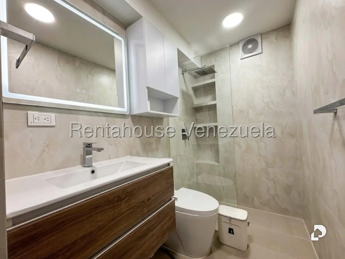 Apartamento en Santa Mónica, Caracas – 17