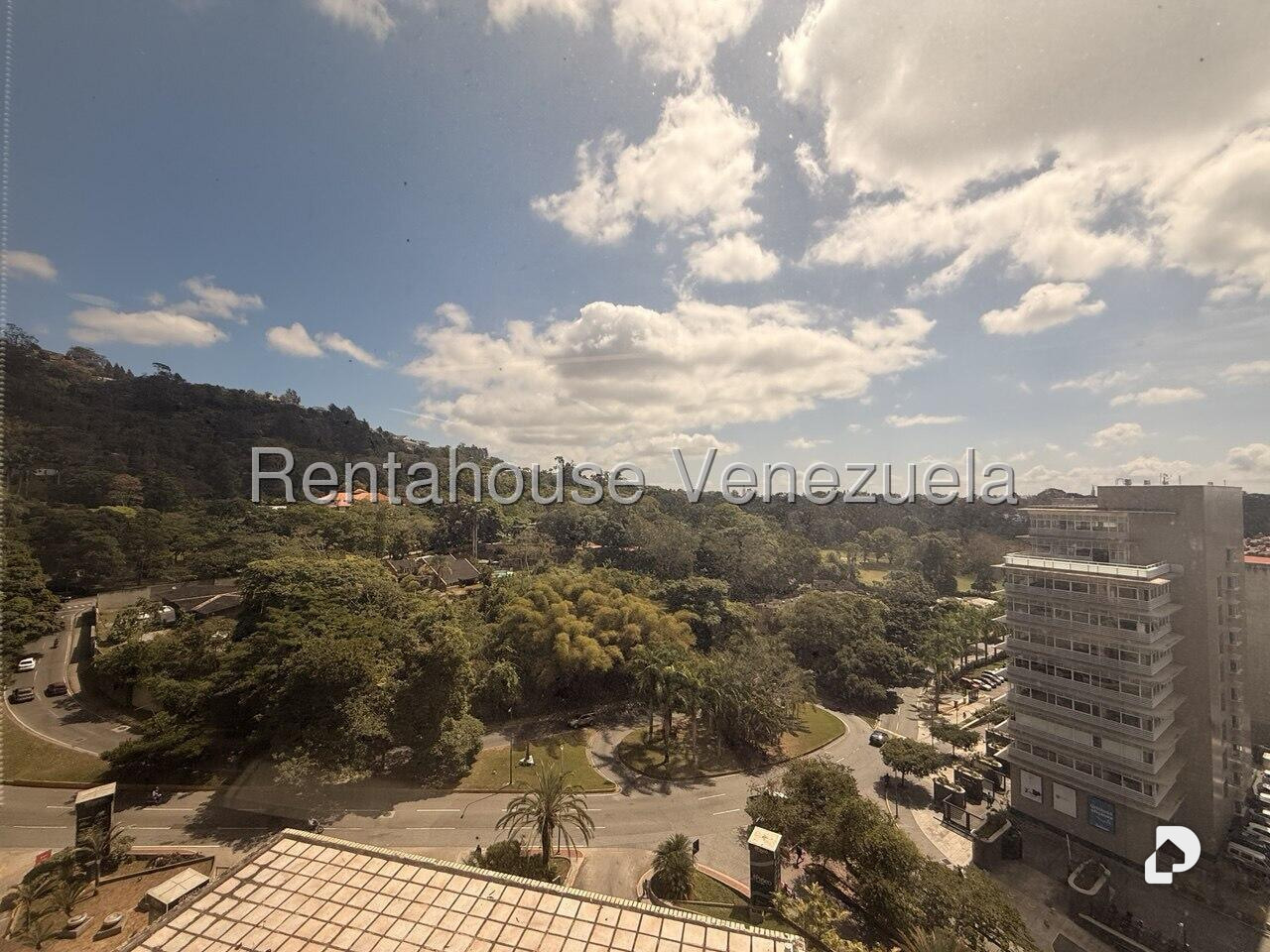 Local comercial en La Lagunita Country Club, Caracas – 12
