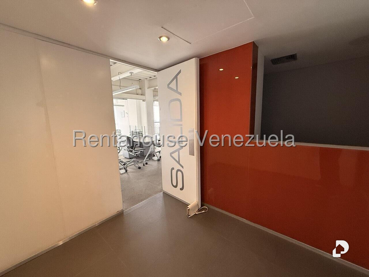 Local comercial en La Lagunita Country Club, Caracas – 5