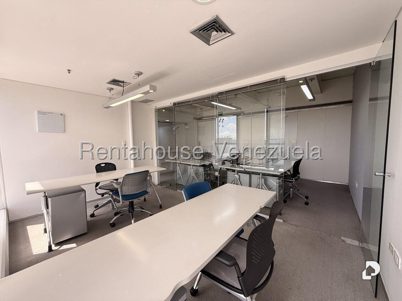 Local comercial en La Lagunita Country Club, Caracas – 9